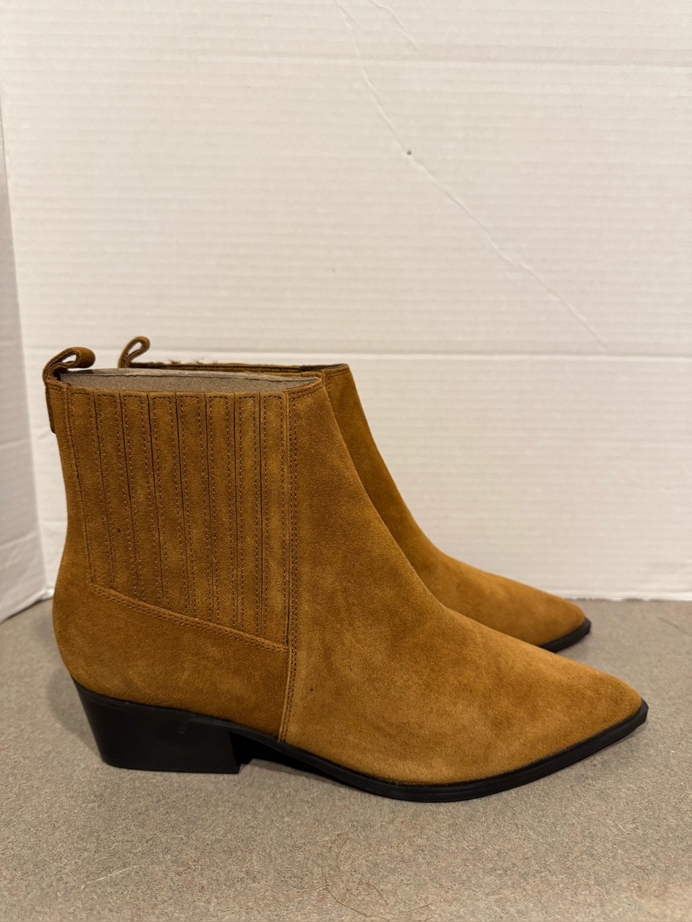 Marc Fisher LTD Women Yarita Tan Suede Pointed Toe Ankle Boots NWT
